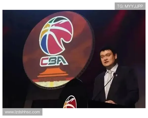 灯泡与姚明的奇妙碰撞：照亮篮球场的光与影